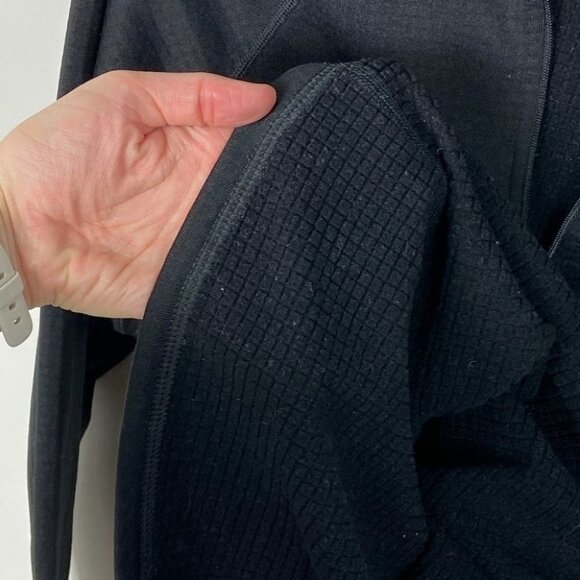 Patagonia Black Fleece Quarter Zip Pullover Sweater Size Medium Base Layer Top M - Picture 9 of 10